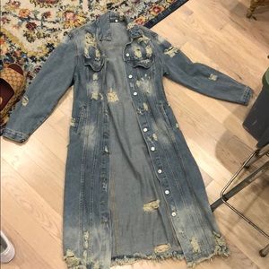 Floor length jean jacket/matrix vibes 😎